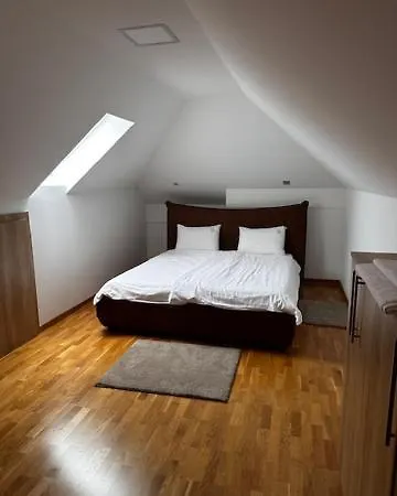 Apartment Pop De Lux 2